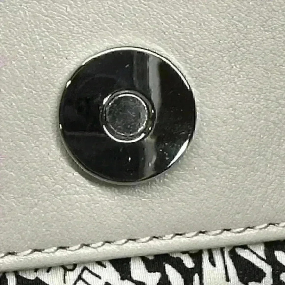 NWOT!  Rebecca Minkoff Large Taupe MAB Tote - Saffiano Leather PRISTINE! - Picture 13 of 16